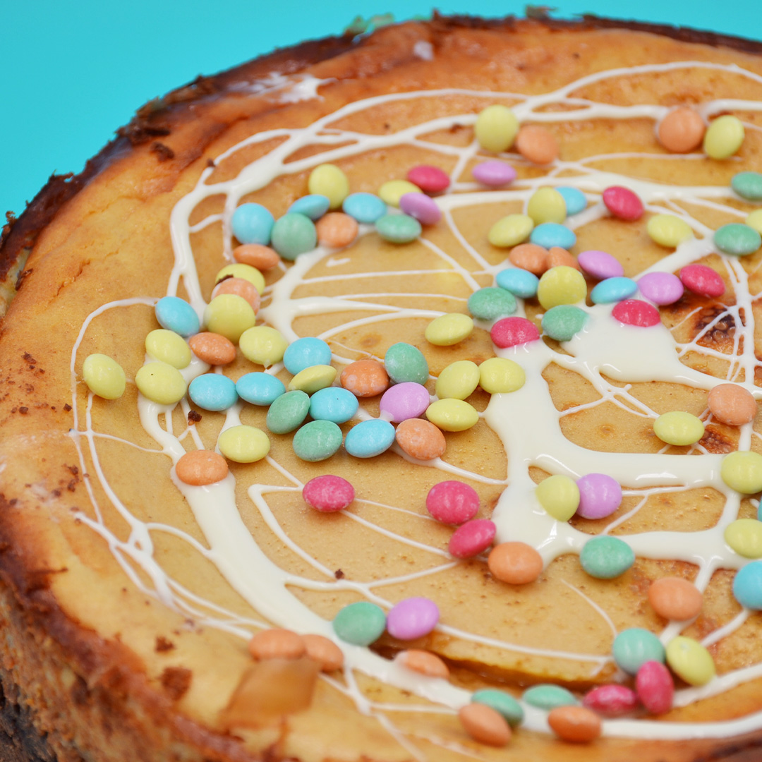 La petite Sara Cafetería Pastelería en Madrid Tartas artesanales Tarta de queso y avellanas